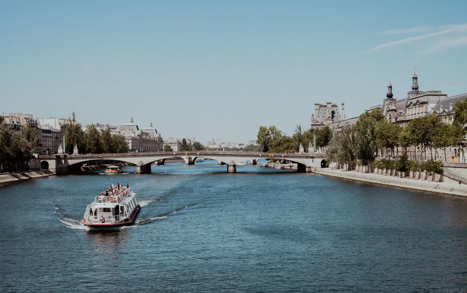 Comment faire une croisière gratuite sur la Seine ?