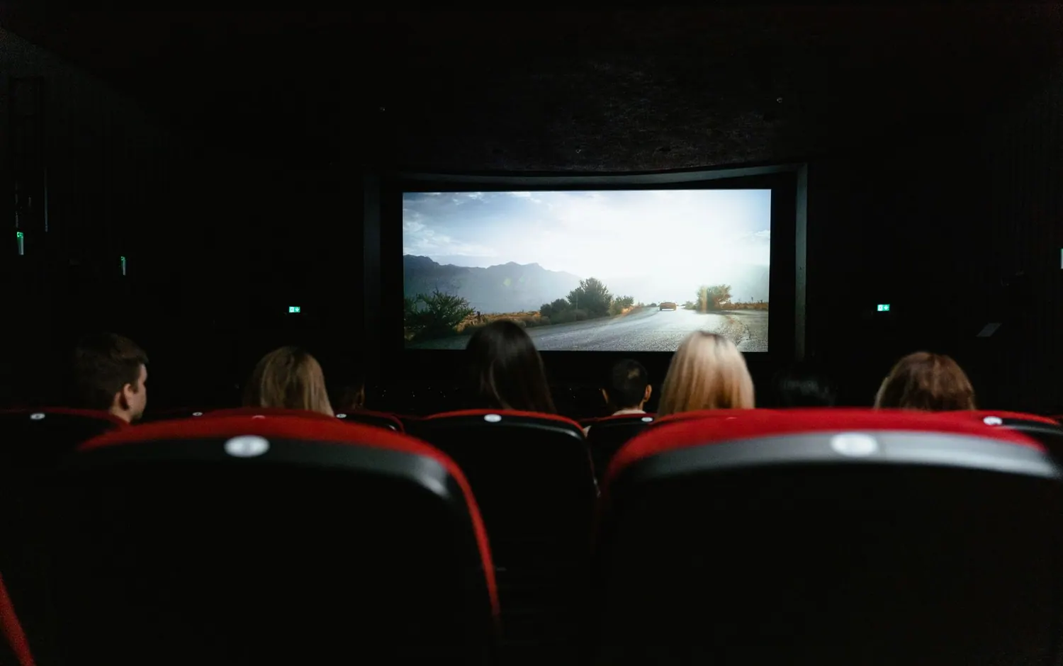 Pathé La Villette : le guide complet du cinéma IMAX, 4DX et ScreenX à Paris